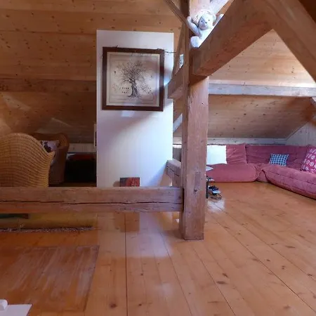 בית נופש Sleeps 8 Arveyes