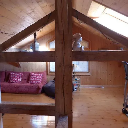 Holiday home Sleeps 8 *
