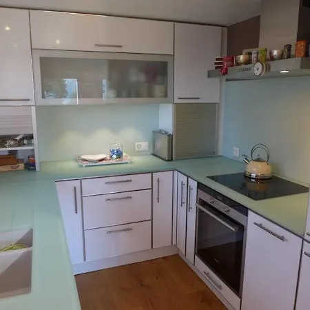 Sleeps 8 * Arveyes