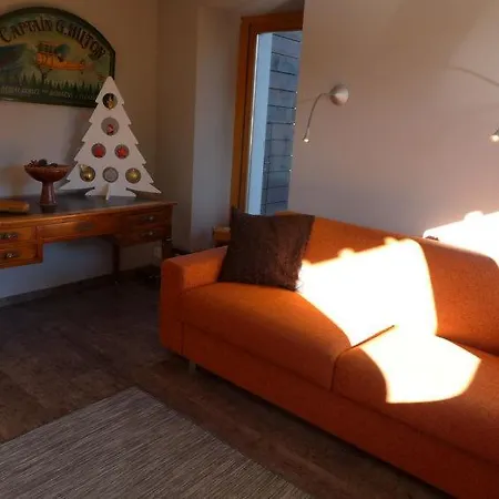Sleeps 8