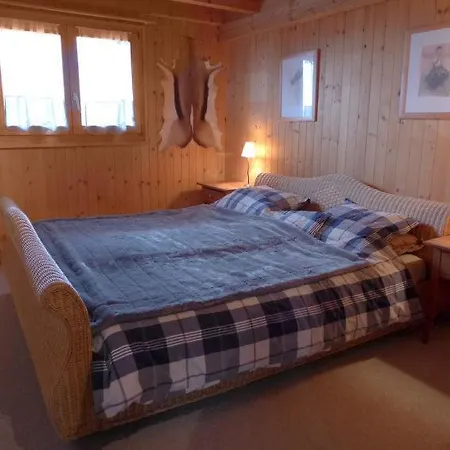Sleeps 8 * Arveyes